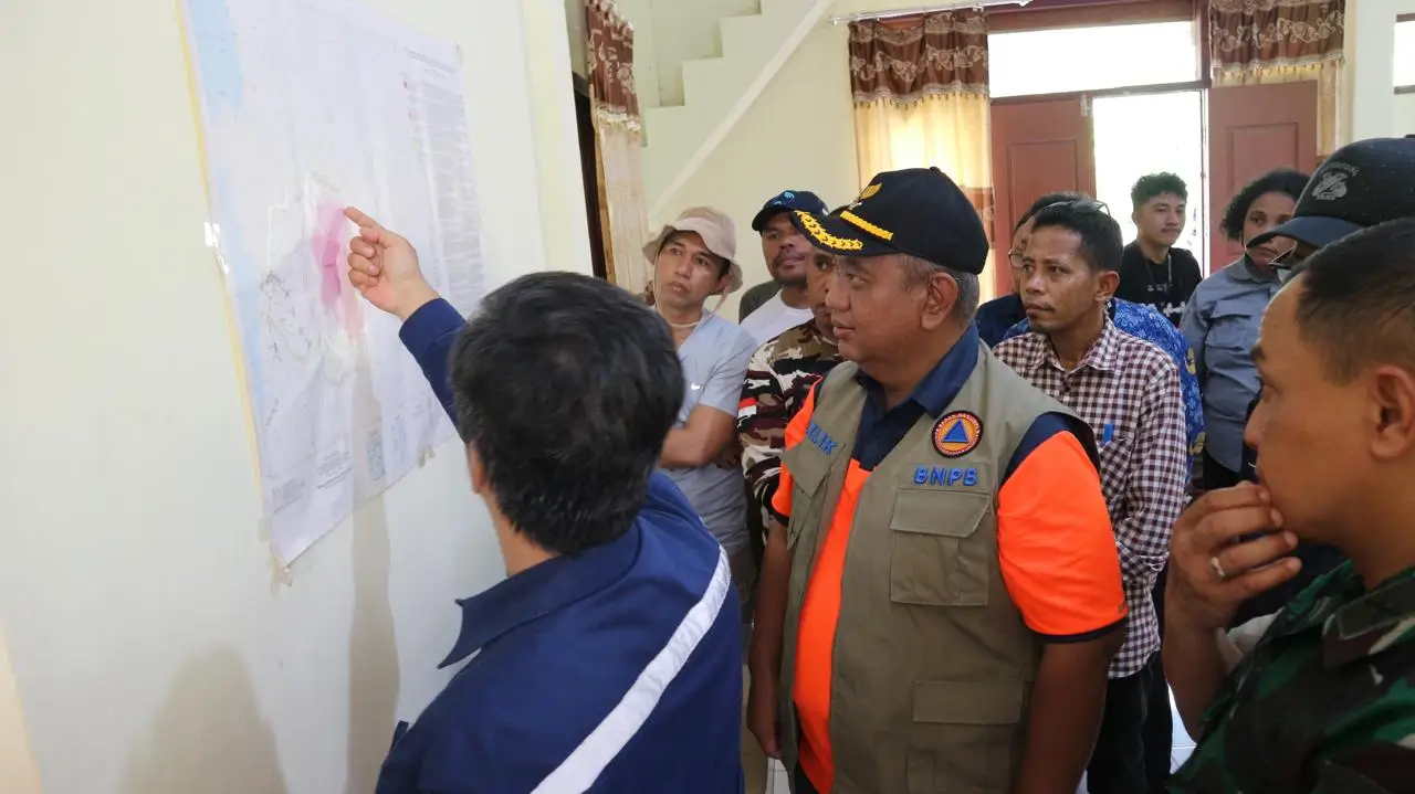 Gunungapi Ibu Naik Level IV (Awas), BNPB Terjunkan Tim dan Berikan Dukungan DSP 250 Juta Rupiah